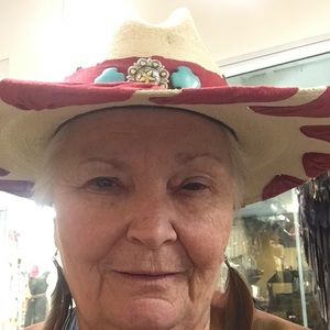 Meet your Posher, Patricia